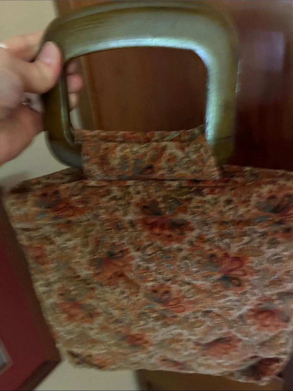 Vintage- Brown Floral Handbag with Wooden Handle